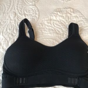 Layer 8 Sports Bra Large